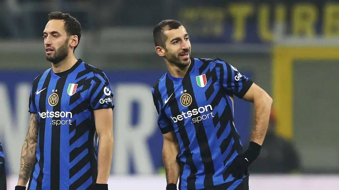 都精彩纷呈 都精彩纷呈